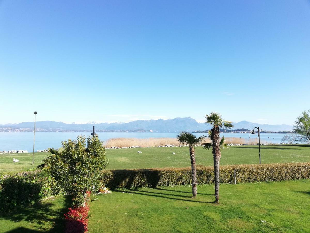 Appartamenti Residence Tulipano Sirmione Exterior foto